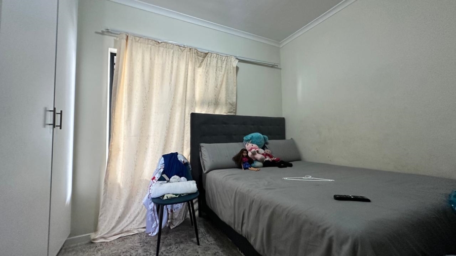 2 Bedroom Property for Sale in Parklands Western Cape